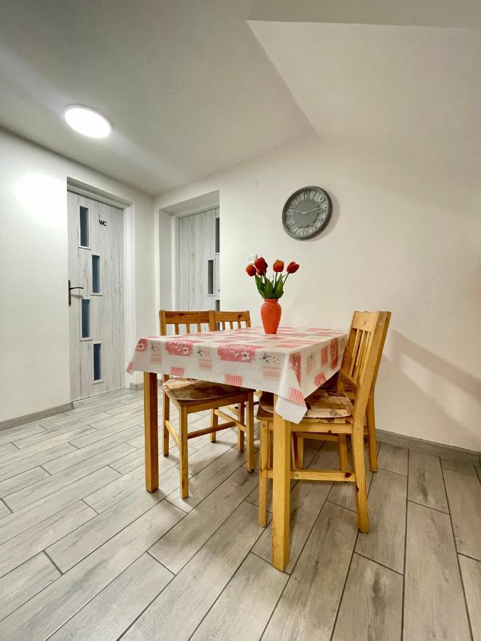 Apartman Klaudia รูชอมแบรอค ภายนอก รูปภาพ